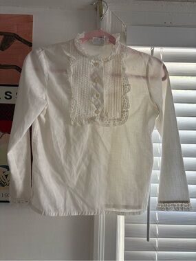 Vintage White Lace-Trimmed Long Sleeve Top
